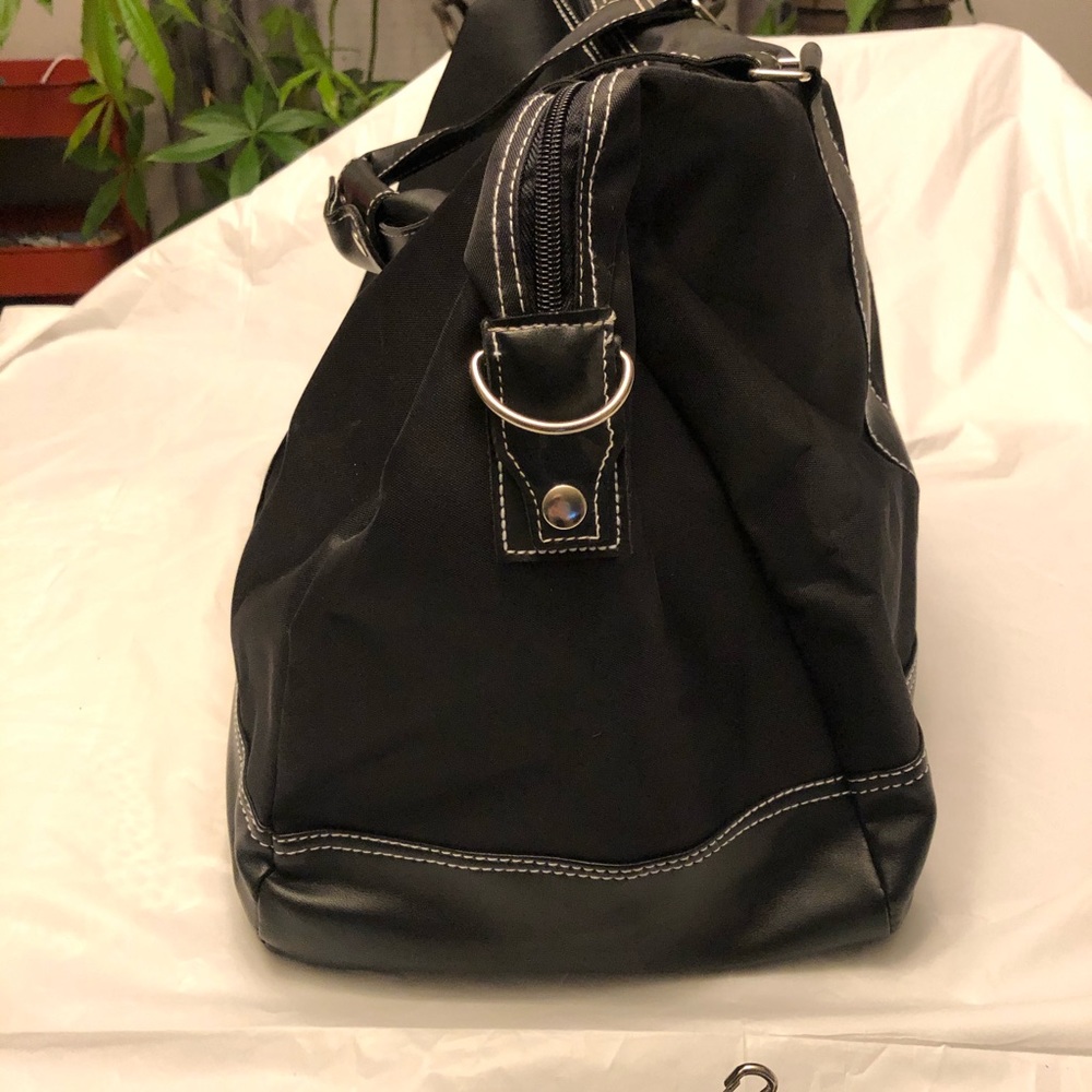 Carry All - Picture 3 of 5